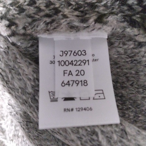 Venus Geometric Print Turtleneck Sweater Gray Small - Picture 6 of 11